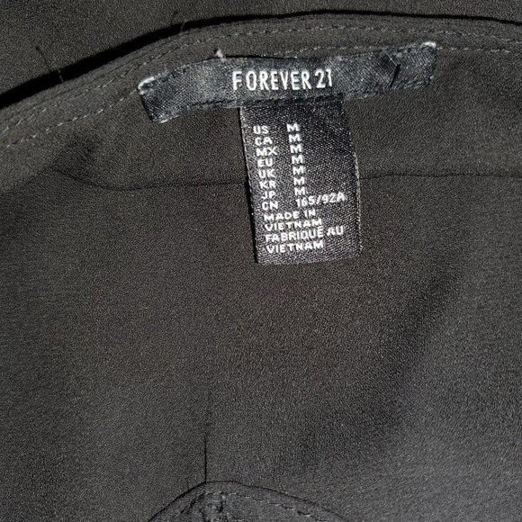 2/1 Sleeveless F21 and Tea n Rose EUC - Picture 3 of 6